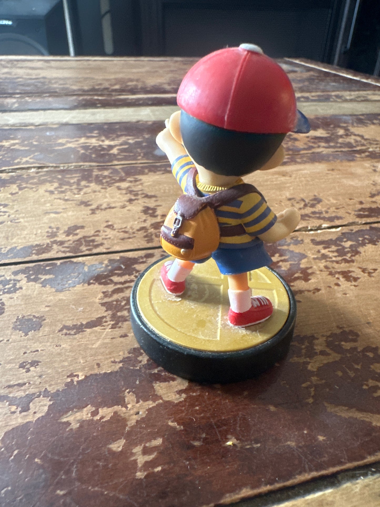 Nes amiibo (earthbound)