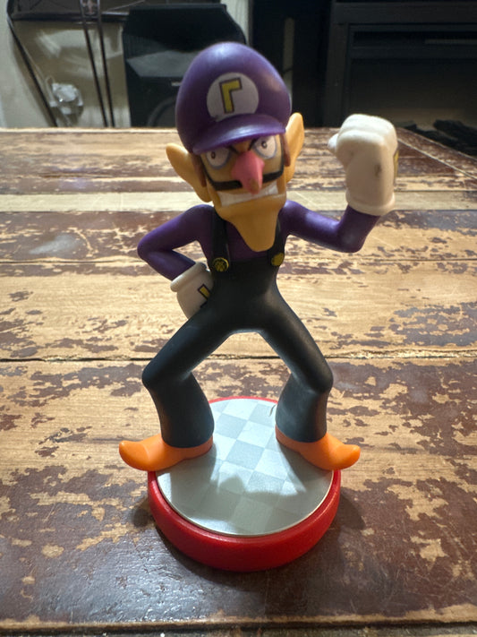 Amiibo waluigi